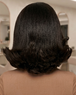 Bob-Wavy Closure Wig